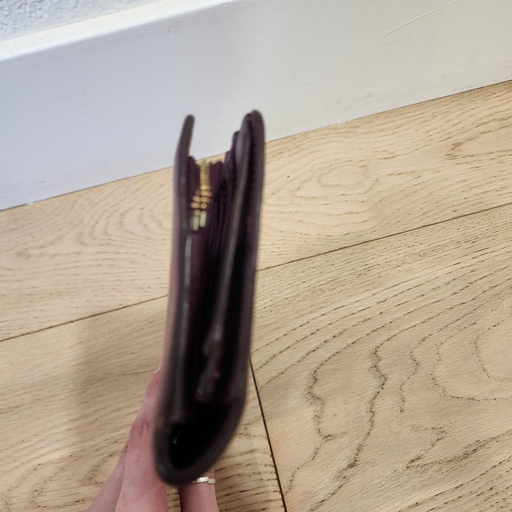 Coach Skinny Wallet in a purple/berry leather finish. - Picture 3 of 9